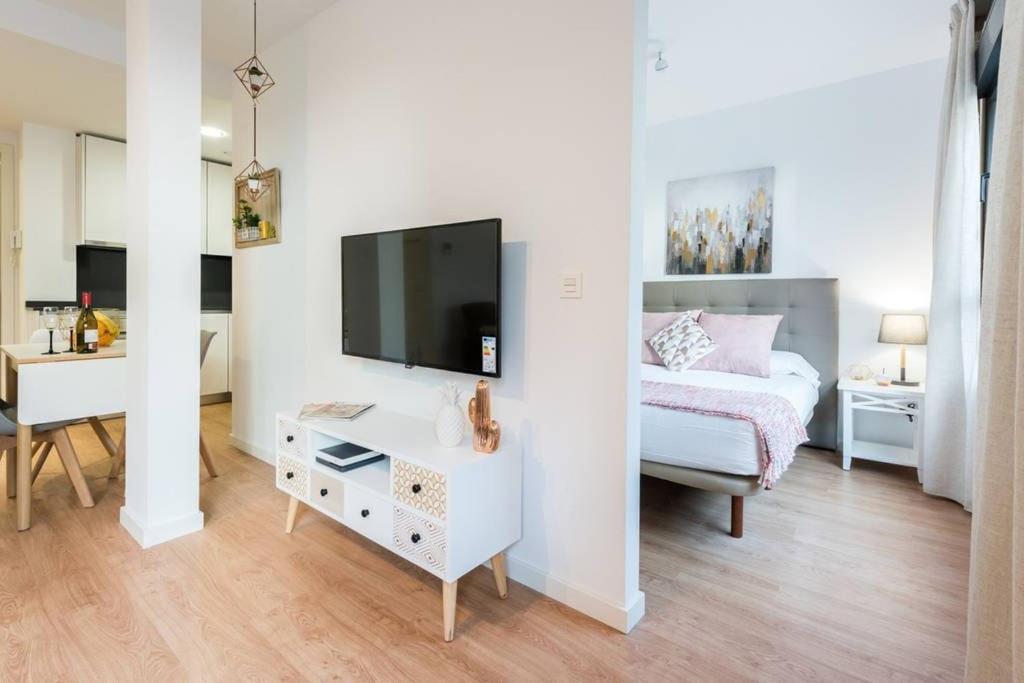 Chamberi Con Jardin B By Regalatemadrid Com Apartment Bagian luar foto